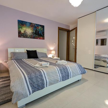 Sweetholidays Malta Lejlighed Sliema Eksteriør billede